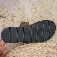 Sandales à la mode pour femmes avec détail d'étoile élégant, chaussures confortables à fond plat à enfiler, boucle décorative dorée, repose-pieds élégant 6