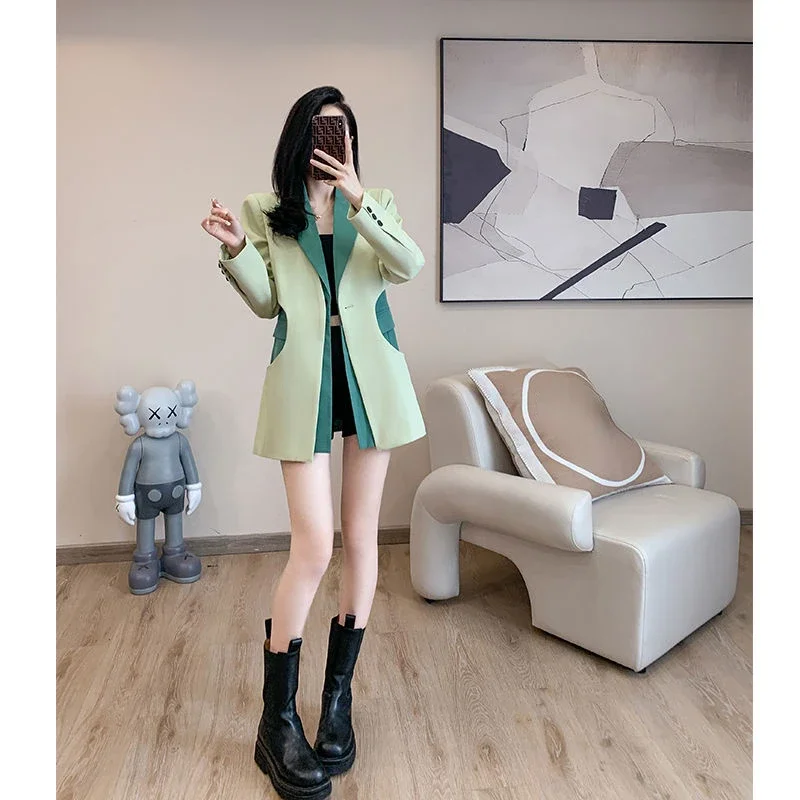 

Small Group Casual Suit Coat, Loose and Slim Temperament, Advanced Design Sense, Spring and Summer, New Korean Version, 2023