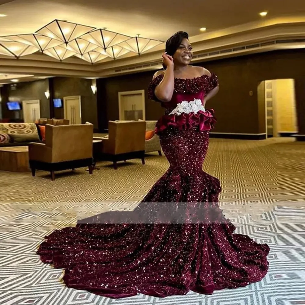 Aso Ebi 스타일 버건디 인어 댄스 파티 드레스 아프리카 플러스 사이즈 스팽글 이브닝 가운 레이스 새틴 프릴 공식 파티 드레스 2023