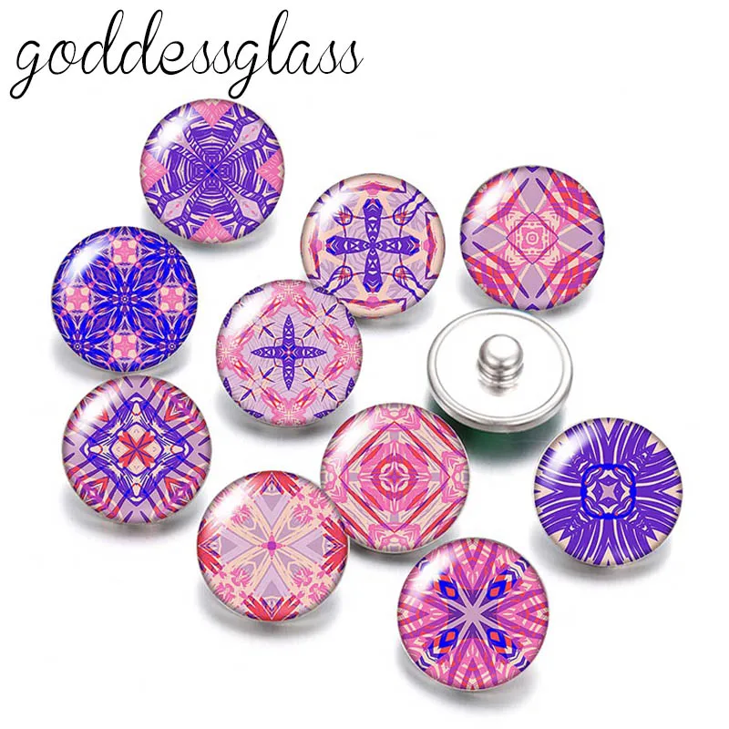 Рисунок 4 - Круглые разноцветные пуговицы с рисунком цветов