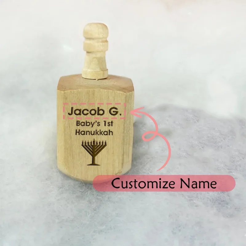 Personalisierte benutzerdefinierte Dreidel Baby Junge Mädchen 1. Erste Chanukka glücklich Chanukka Judaica jüdische Feiertagsdekoration Chrismukkah Geschenk – Detail 2