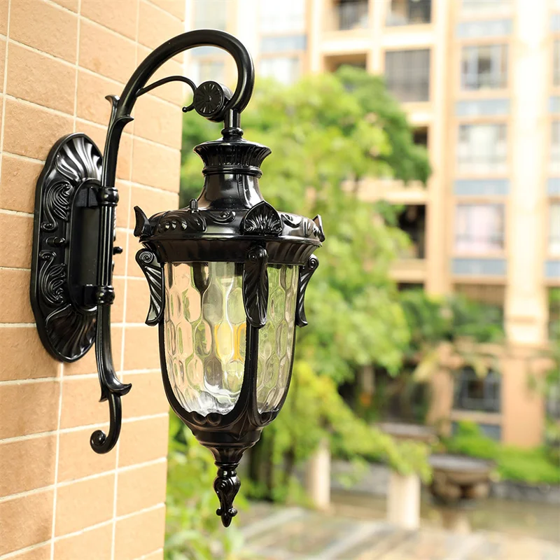 European Waterproof Outdoor Wall Light American Retro Courtyard Aisle Light Outdoor Household Villa Balcony Led Lamp