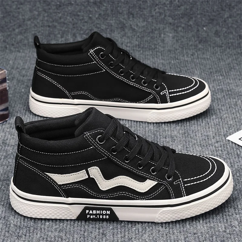 Fashion Trend Canvas Shoes for Men Black Style Couple Skateboard Shoes Casual Round Toe Lace Up Vulcanized Bottom canvas shoes