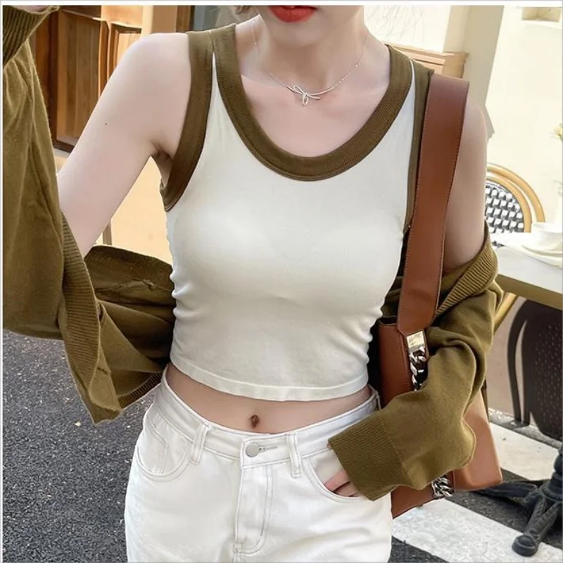 

Stylish contrast color retro Korean style tank top with coaster