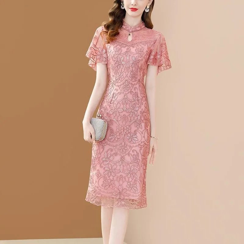 

Heavy Industry Lace Embroidery Dress for Women 2023 Summer Fashion and Elegant Style High end Slim Mid length Wrap Hip Dress