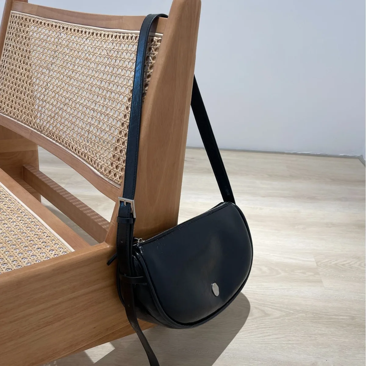 Korean Style Minimalist Waxed Leather Shoulder Bag Crossbody Bag for Women