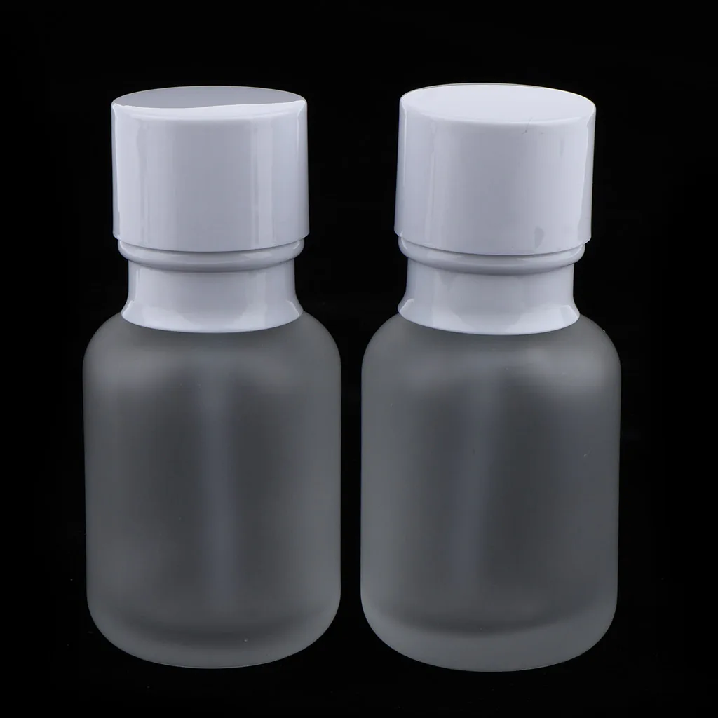 2x Empty Frosted Glass Spray Bottle ,Refillable Container Vial for  Oils, Cleaning Products or Aromatherapy