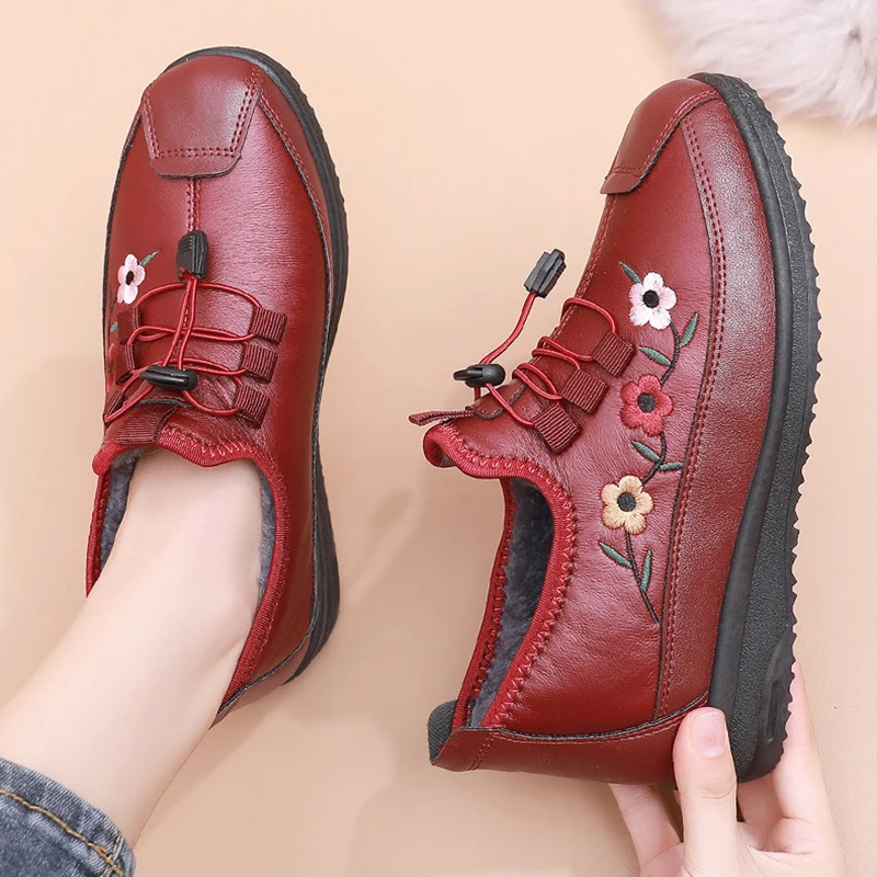 Feerldi Mom Leather Fur Moccasins Women Sport Sneaker for Elderly Female Soft Warm Comfortable Loafers Size 41