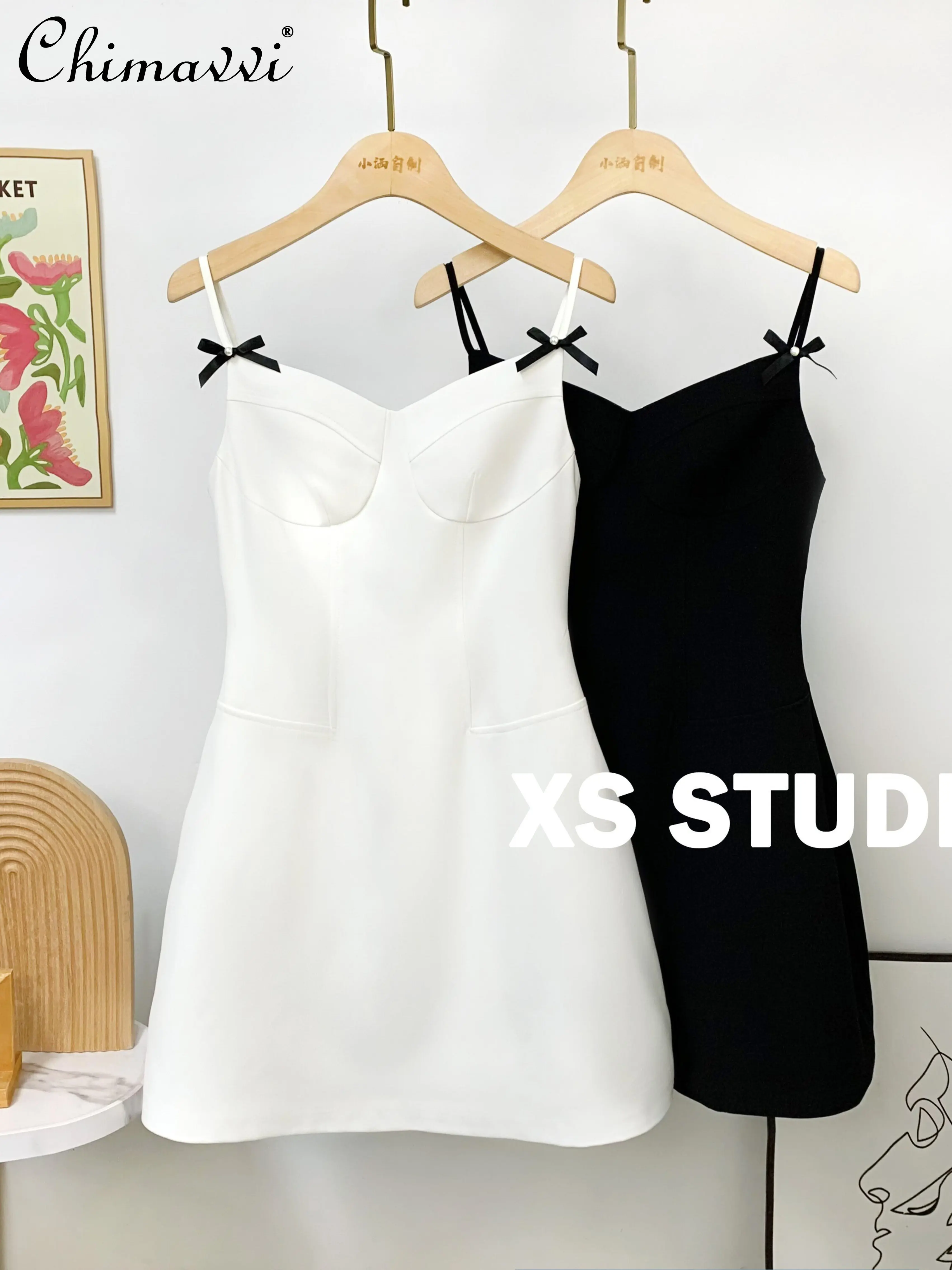 

French Retro Puffy Strap Dress 2023 Spring Summer High Waist High-Grade Bottoming Dress Temperament Party A- Line Black Dress