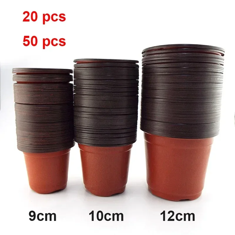 Plastic Plant Grow Pots 1