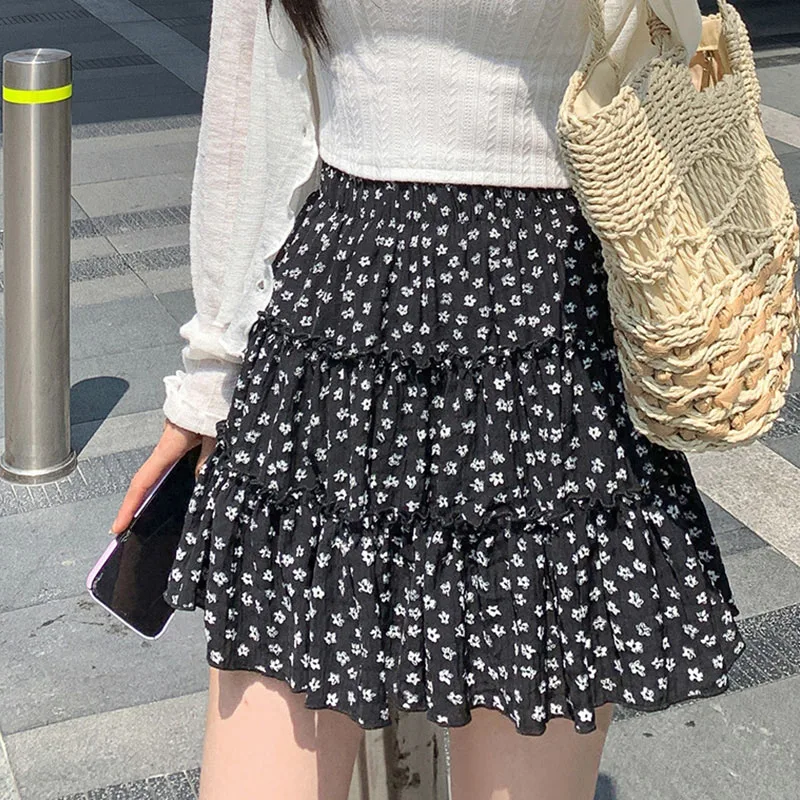 

1pc 2024 Y2k Retro Floral Print Mini Skirt For Women With High Waisted A-line Skirt Slim Fit And Exquisite Ruffle Edge Design