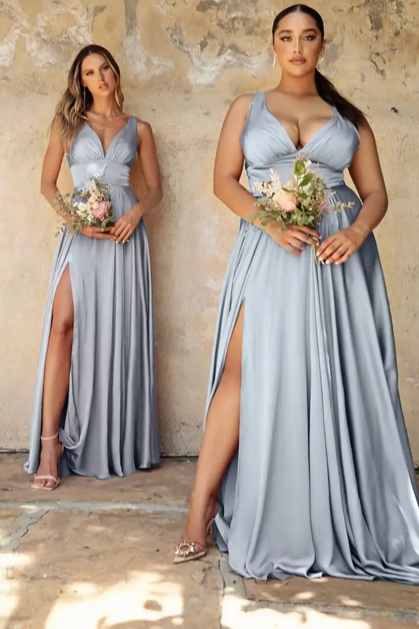 Women's V-neck A Line Pleated Satin Long Bridesmaid Dress Sleeveless Wedding Party Dresses Formal Evening Prom Gown With Slit