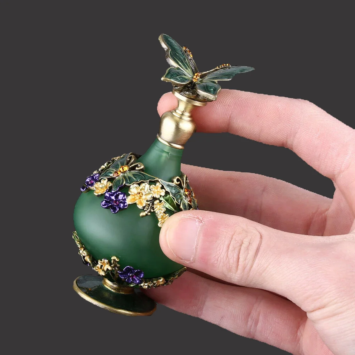 Vintage Perfume Glass Bottle 1pc 25ml Butterfly Cap Flower Painting Metal Art Enamel Frosted Emerald Jar Luxury Box Decoration
