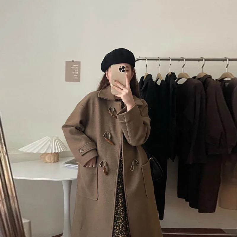 

2023 Autumn Winter Fashion Women Coat Preppy Style Simple Big Pocket Jacket Loose Turn-Down Collar Elegant Korean Woolen Coat
