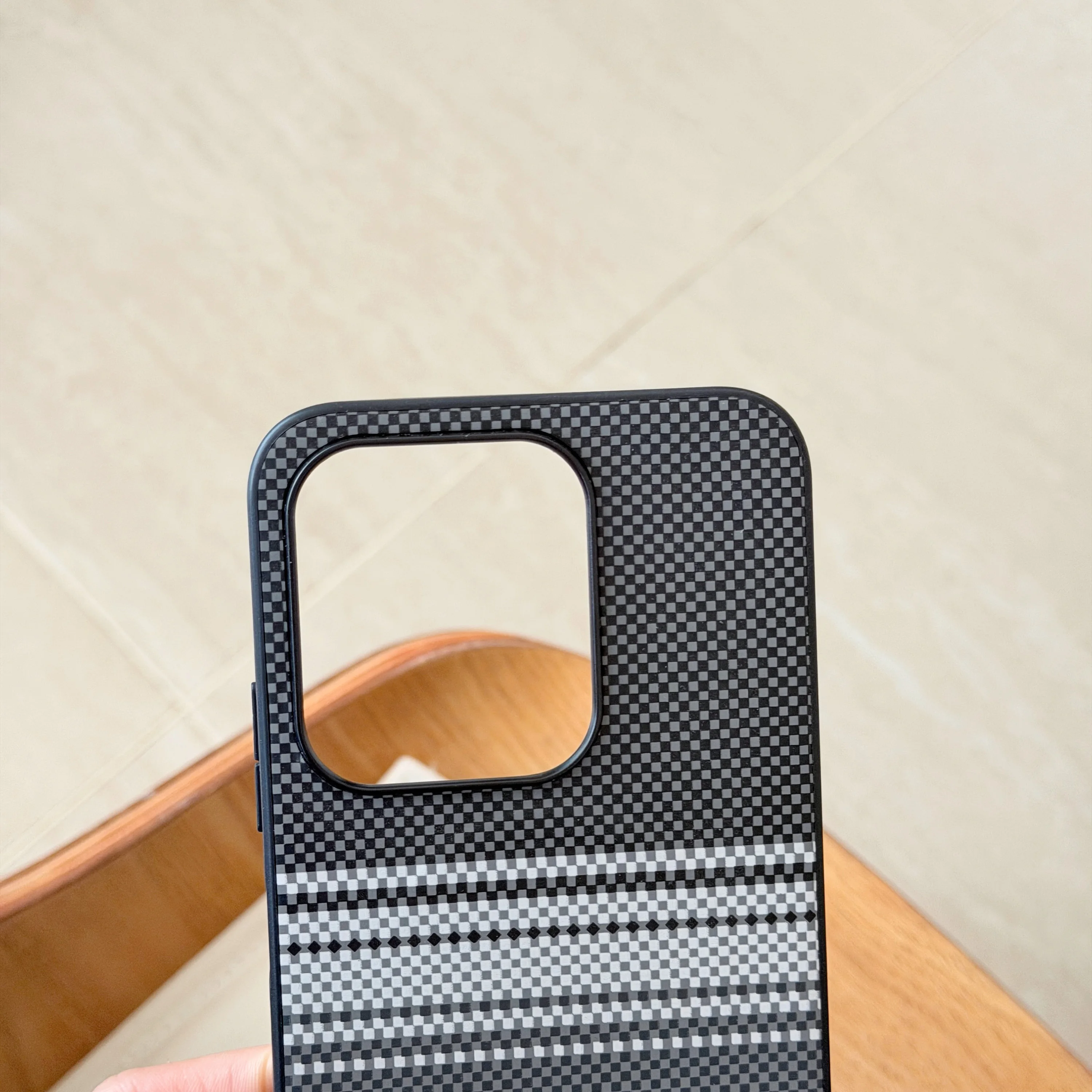 Contrasting Fiber Pattern Shockproof Mobile Phone Case Cover