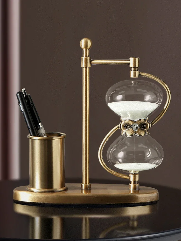 

Hourglass Penholder Office Decoration Decoration Decoration Office Book Desktop Creative Timing Light Luxury High end Multifunct