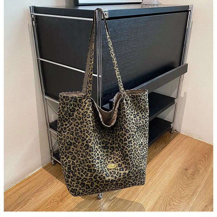 Leopard Print Reversible Canvas Tote Bag Women Large Capacity Casual College Style Shoulder Handbag for Daily Commute