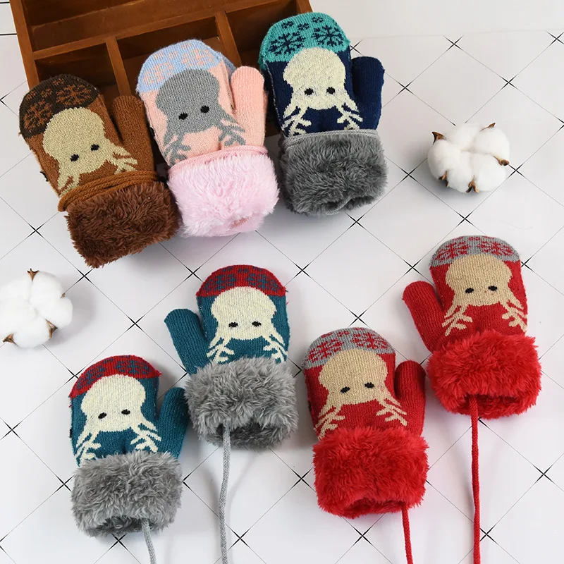 

Wecute Elk Snowflake Baby Gloves Winter Mitten Cute Children Full Finger Gloves Hanging Neck Warm Glove Newborn Baby Accessories