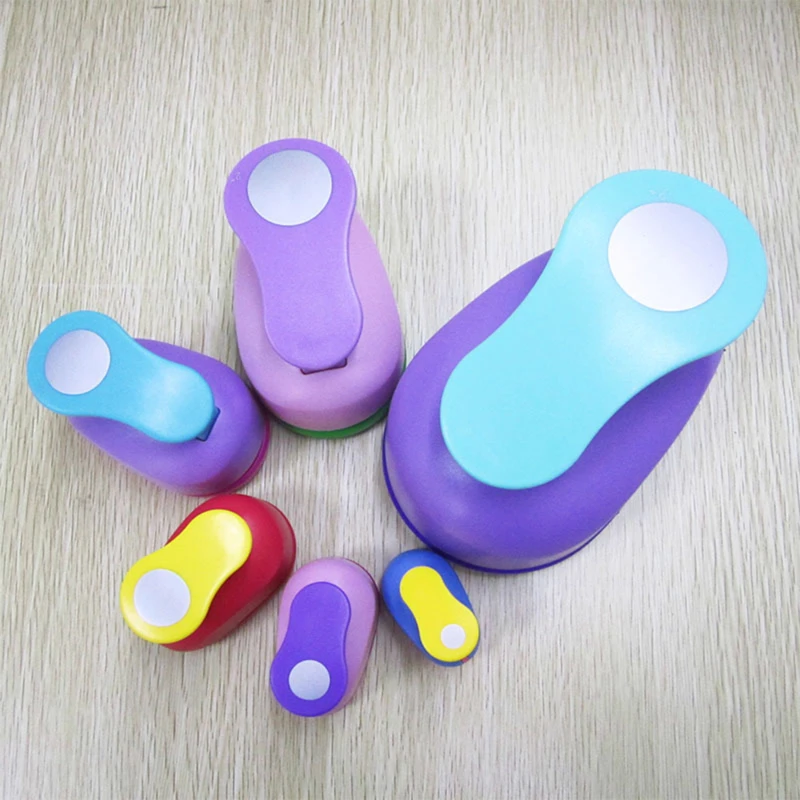 Scrapbook Punches Paper Embossing Machine Circle Punch 8/15/25/38/50mm DIY Embossing Punches Scrapbooking Machine Paper Cutting Color Craft Hole Punch Rounder Cutter