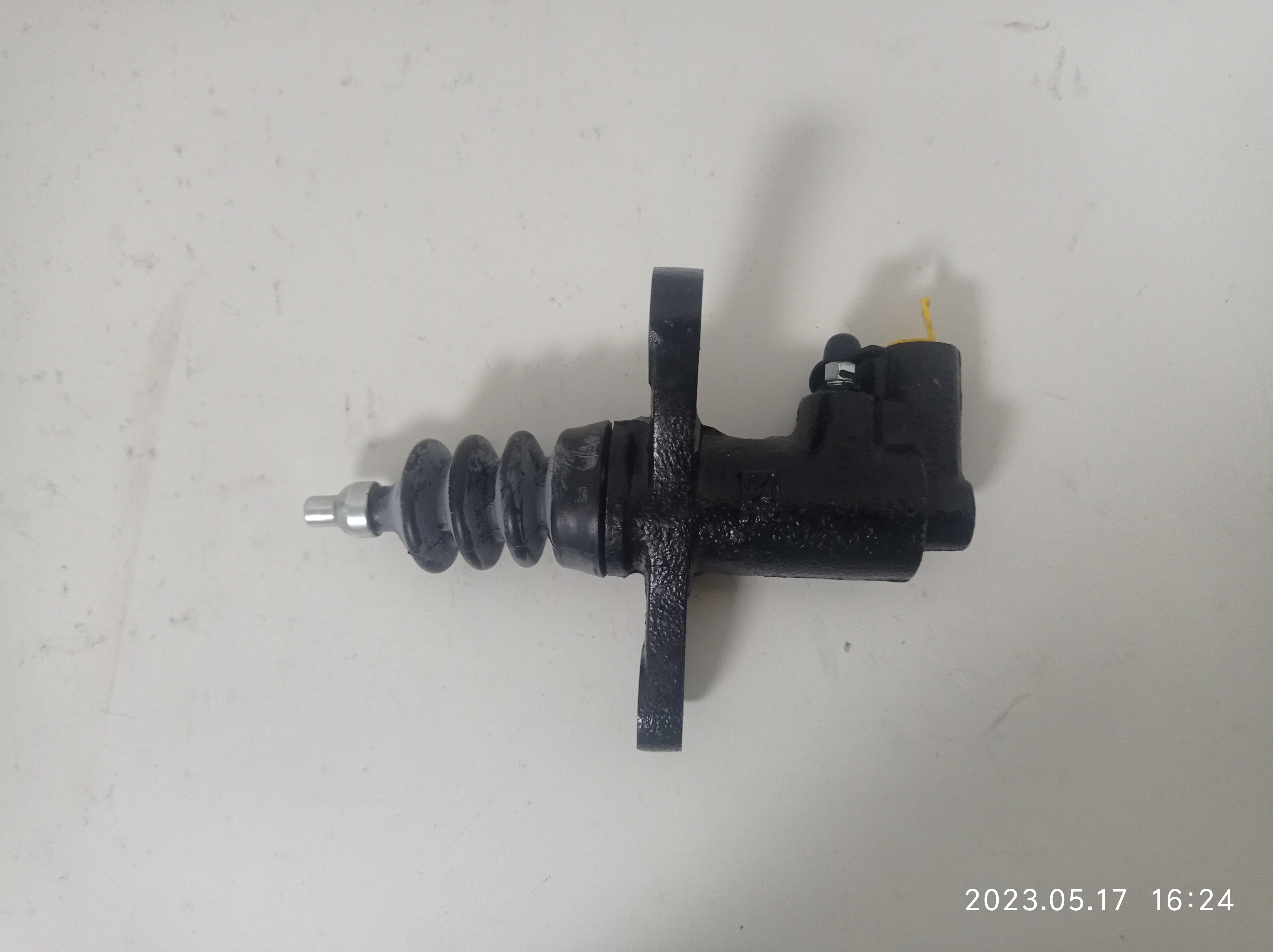 

Original Clutch Slave Cylinder CN2C15-7A564AB For JMC Transit Euro II Engine Auto Spare Parts High Quality