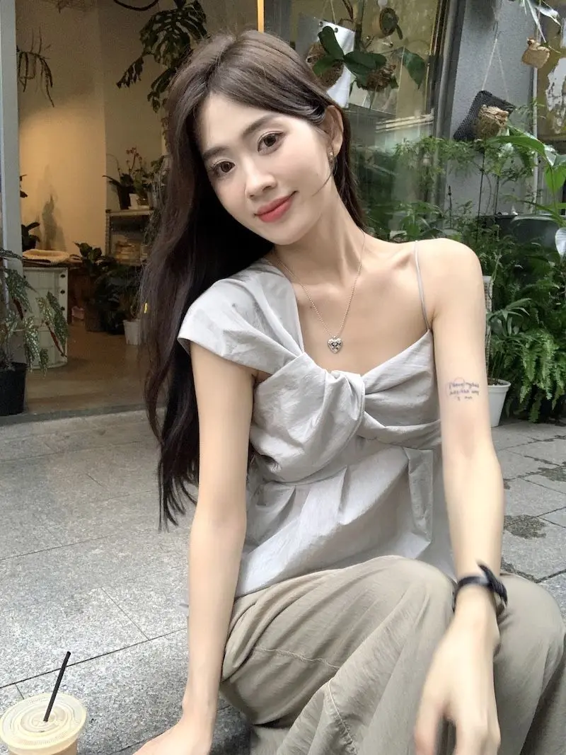 Koreanische Neue Schlanke Design Hosenträger Weste Hemd Sommer Kreuz Neckholder Temperament Modische Vielseitige Top für Frauen – Detail 3