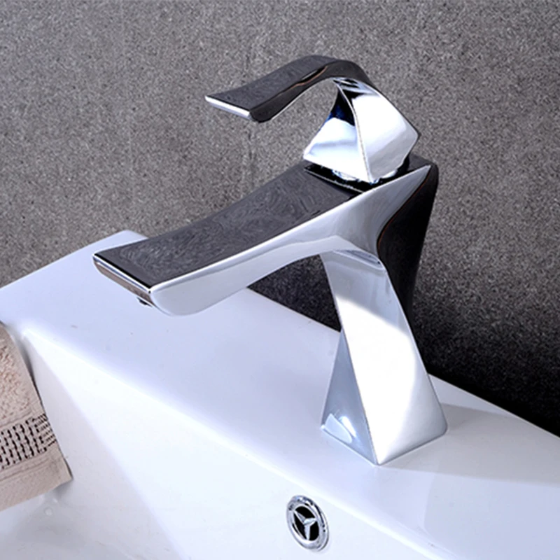 

Contemporary New Design Brass Chrome Single Handle Basin Faucet Bathroom Washbasin Cold and Hot Water Basin Faucet AT6676