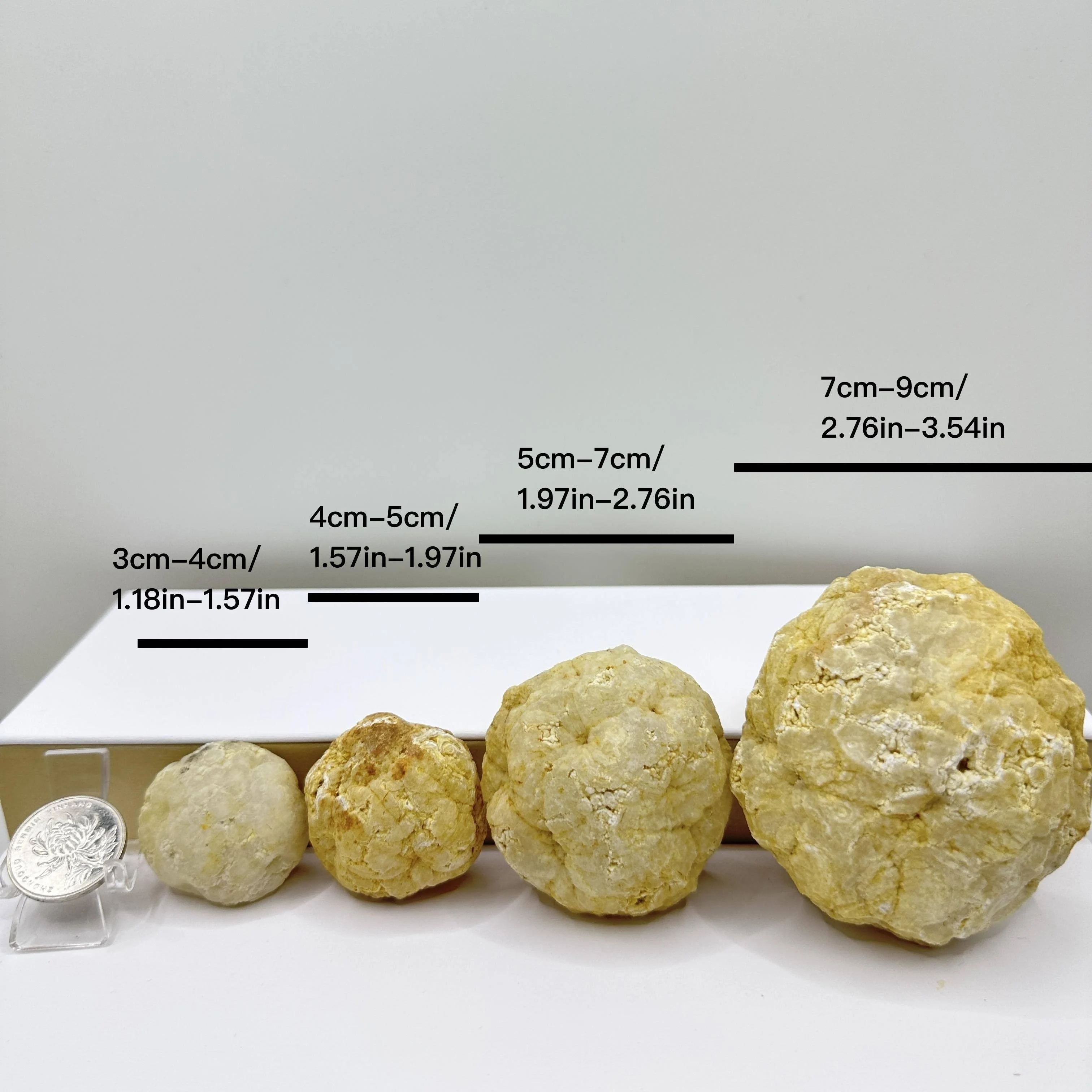 thumbnail image 1 of Rompa sus propias geodas Geoda de ágata natural Muestra de cristal real Contiene cúmulos limpios de Reiki Hermosas piedras Regalos de joyería, 1 of 4