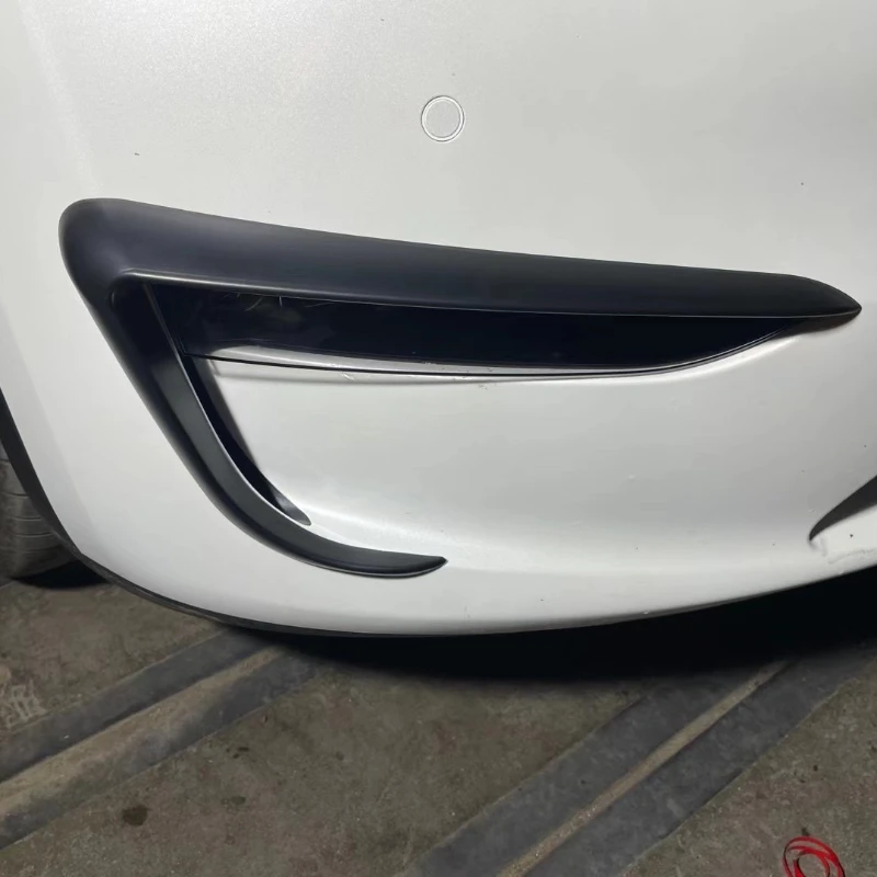 Front Bumper Cover Wind Knife for Tesla Model 3 Y ABS Glossy Black Fog Lamp Trim