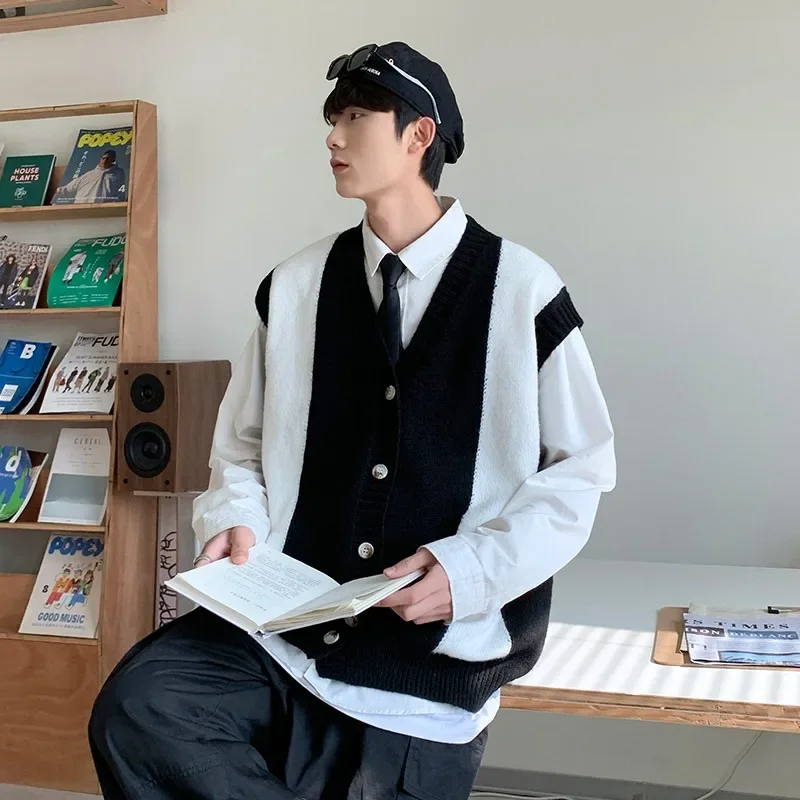 Vintage Sweater Vest Men Knitted Patchwork Sleeveless V-neck Teens Outwear Preppy Cool Ulzzang Casual Mens Clothes Fashion Daily
