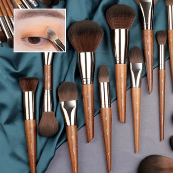 Pennello per trucco morbido professionale strumenti per il trucco fondotinta liquido correttore pennello per trucco pennelli per manico in legno strumento di bellezza all'ingrosso