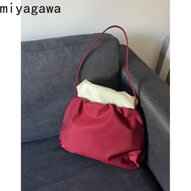 Nouveau sac nuage en nylon, style coréen, grande capacité, sac fourre-tout pour le quotidien, sac à bandoulière ou sous le bras pour femme 1