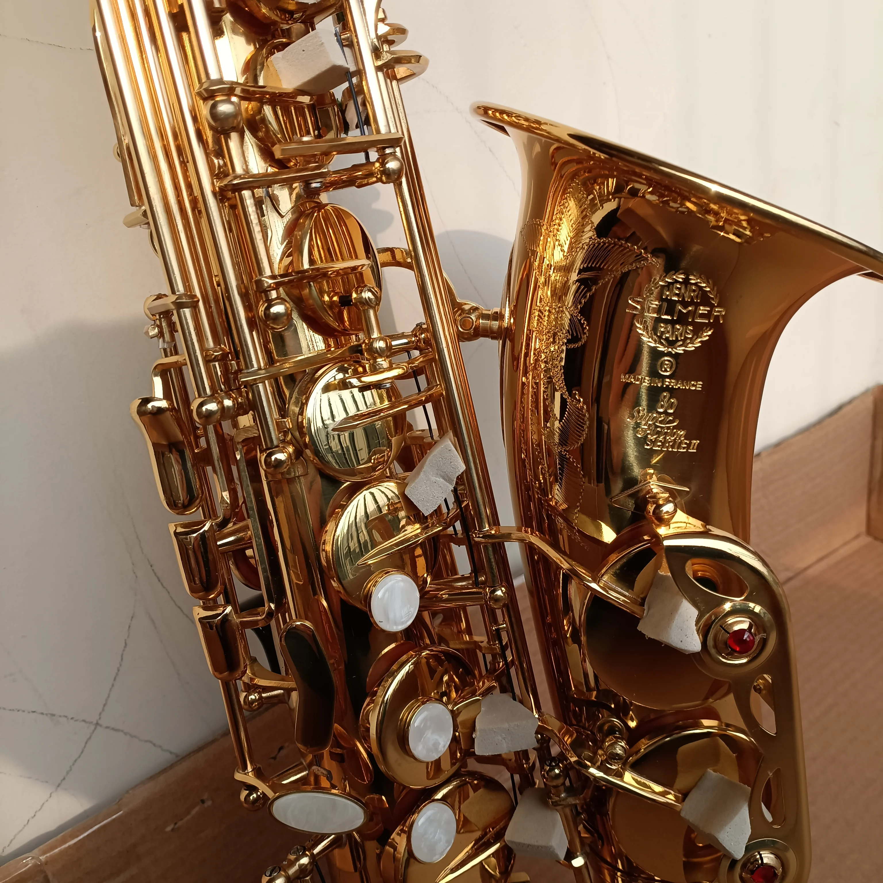 Professional Sas802 High Quality Alto Eb Saxophone Brass Gold Lacquer