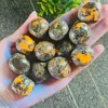 Wholesale new arrival crystal raw quartz yooperlite tumble stone rough yooperlite polished stone healing stone for fengshui 1