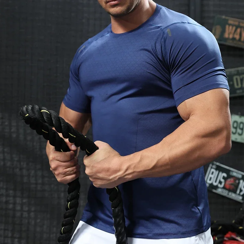 

Men's Gym Short Sleeved Breathable Sports Elastic Fitness Marathon Track and Field Sports Shirt Basketball Training T-shirt