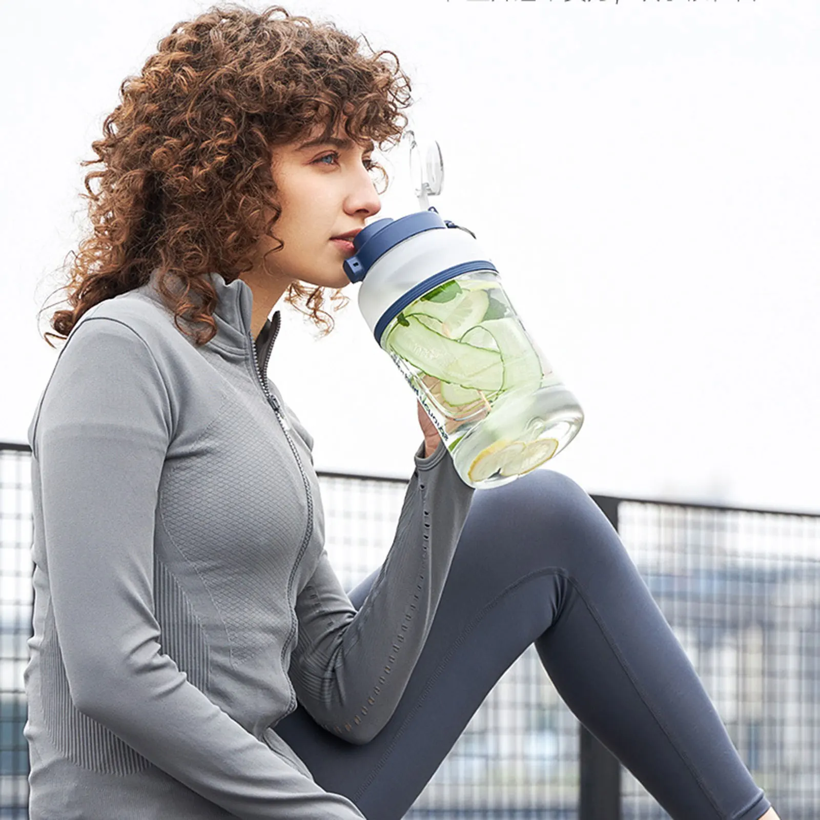 USB Rechargeable Juicer Blender Bottle - 1000ml Po...