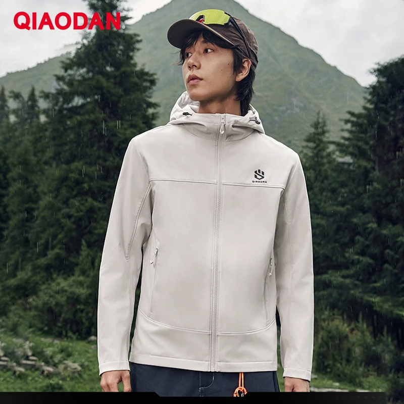 QIAODAN 마운틴 갓 남성 하이킹 재킷 2025 플리스 안감 따뜻한 방풍 아웃도어 방수 외투 QXFFD3244032R