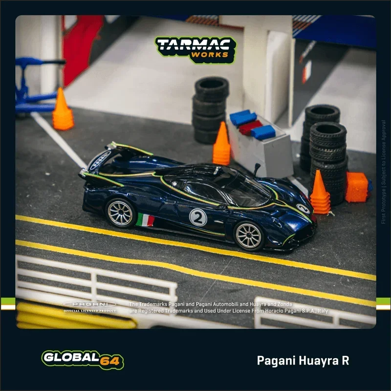 

Tarmac работает 1:64 Pagani Huayra R Blu Avio #2 литая модель автомобиля