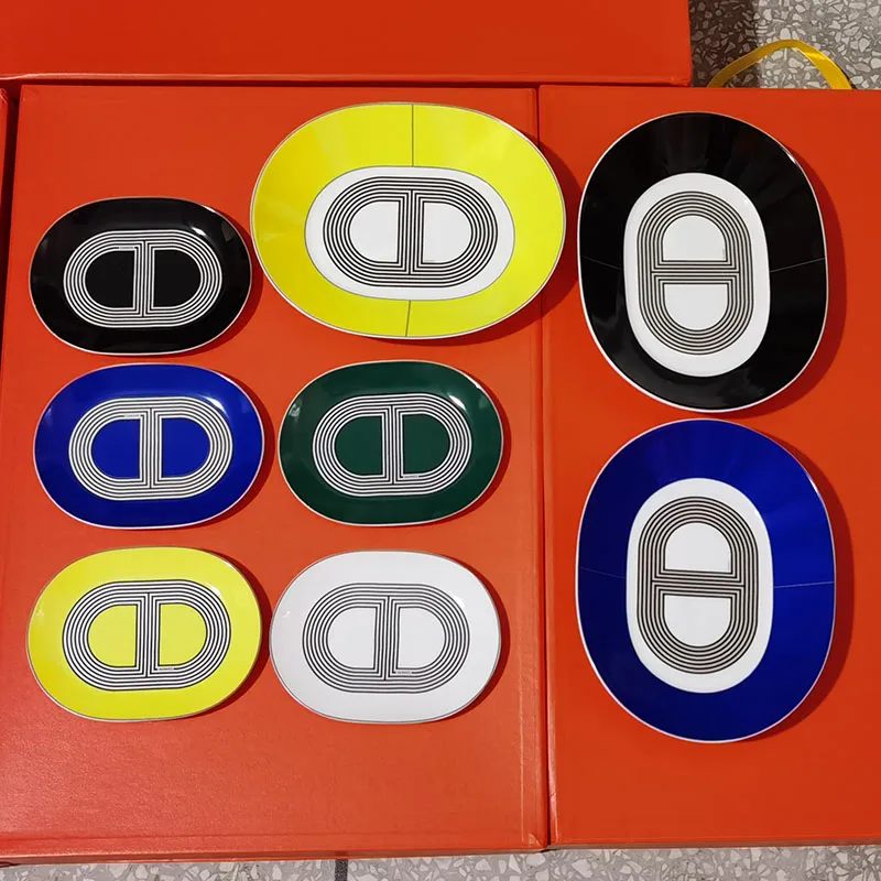 

Prato de cerâmica estilo ocidental, conjunto de louça em formato oval para moda de passarela
