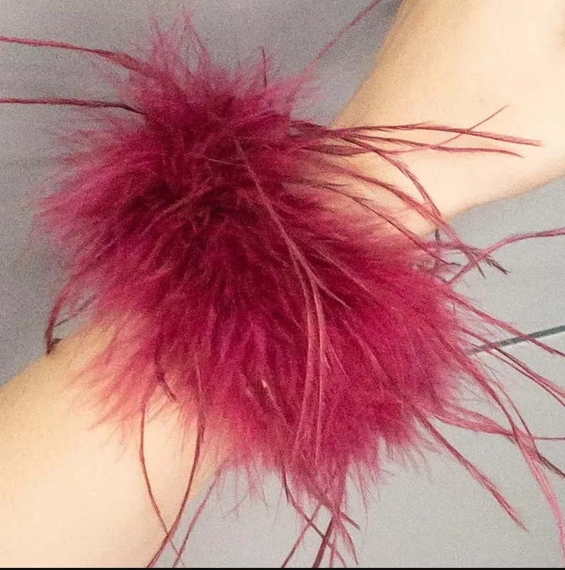 1 Paio Polsini Piuma Naturale, Braccialetti con Piume Naturali, Polsini con Piume, Polsino in Piume di Halloween, Braccialetto Piume Ballo Fine Anno