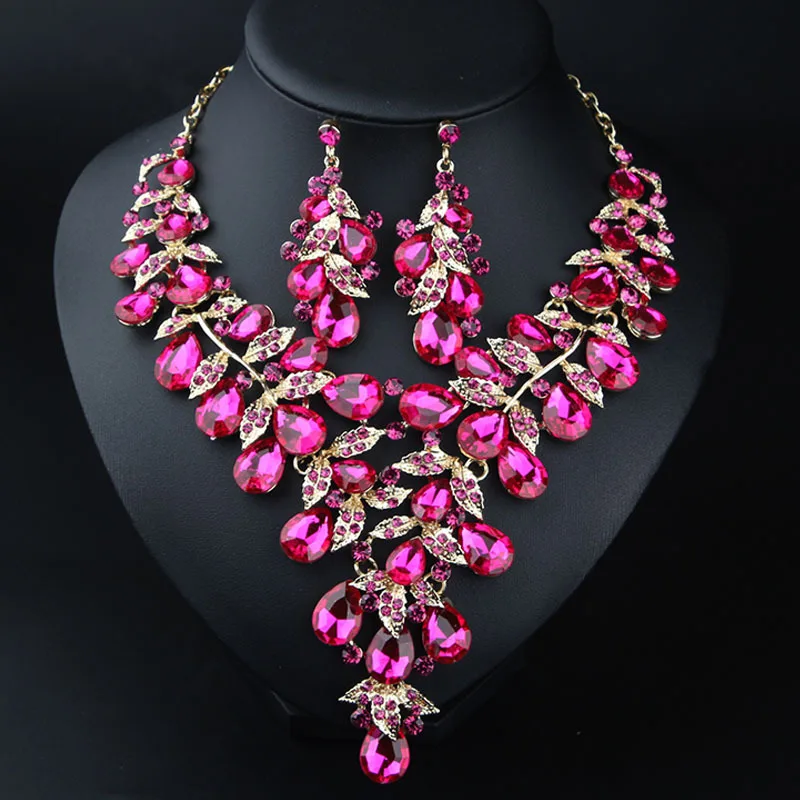 

Cross-Border Hot European and American Style Jewelry Exaggerated Personalized Rhinestone Big Necklace Earrings Set Women's Dress