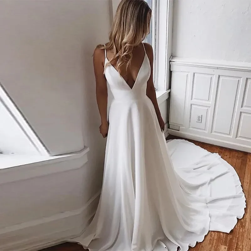 

Flavinke Spaghetti Straps V-Neck Wedding Dresses 2024 Lace Appliques Backless A-Line Sweep Train Bridal Gown Vestidos De Noiva