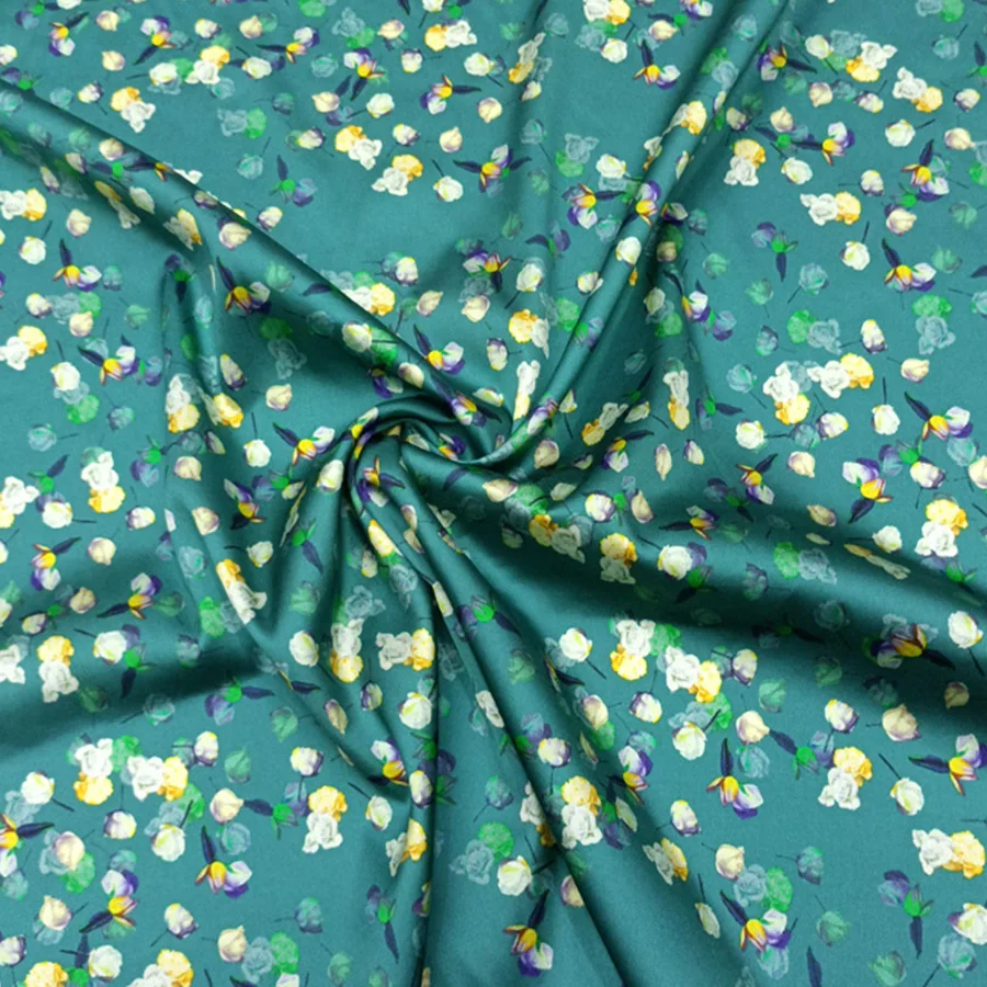 

Silk 19mm Stretchy Charmeuse Fabric Glossy Qualified 100% Breathable Material