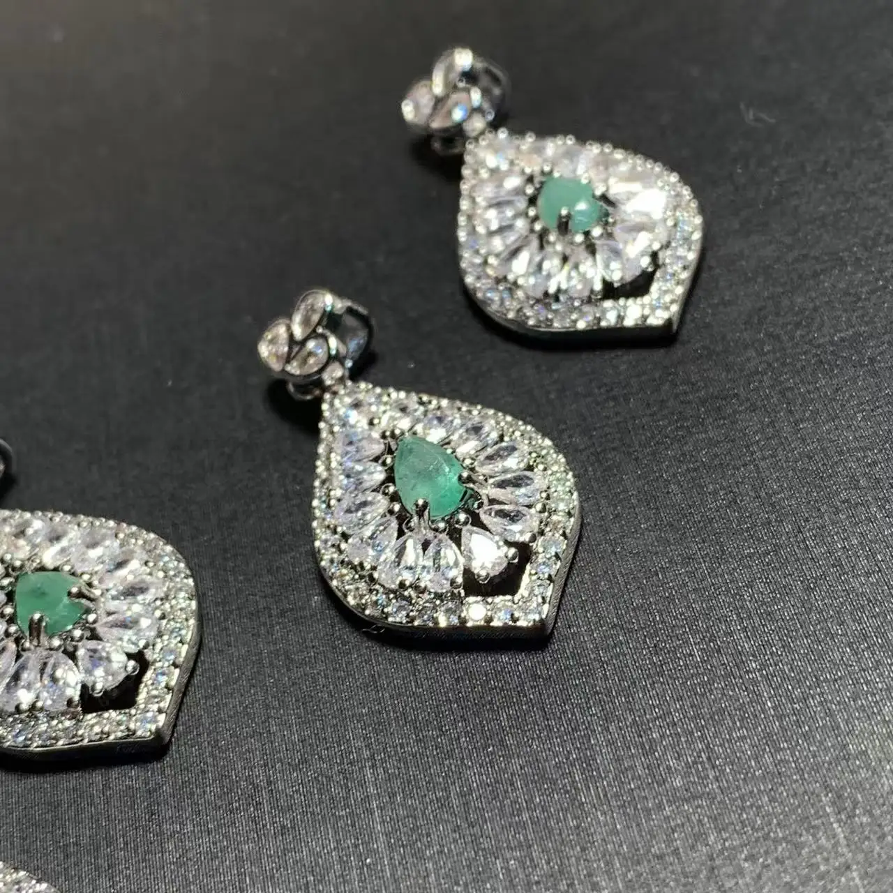 OVAL Natural EMERALD Pendant Necklace Fine Jewelry Handmade Stones Wholesale Healing Energy Gift Lucky Jewelry