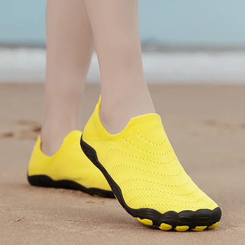 

Mens Water Shoes Breathable Light Water Sports Shoe Men Aquatic Shoes Non Slip Beach Wading Shoes Unisex Quick Dry Aqua Shoe