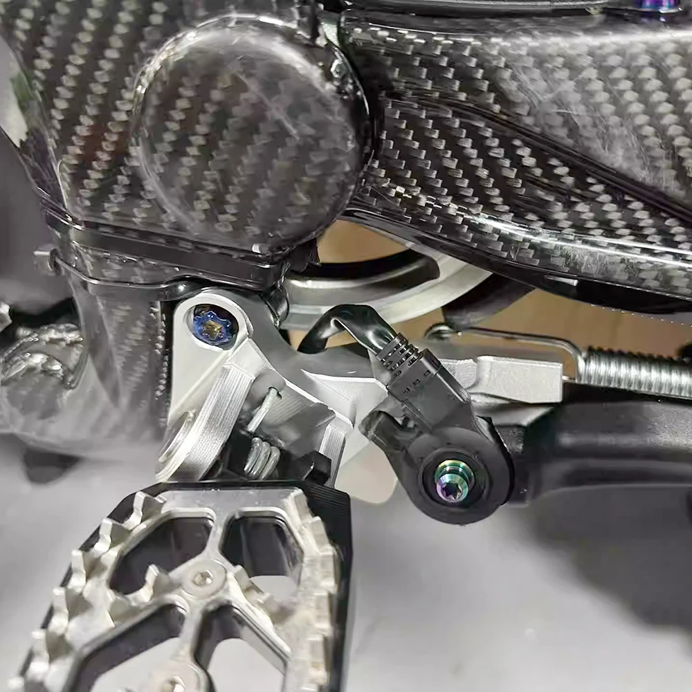 Description Picture 6 of itemSuron Ultra bee Modified Pedal Mounts Lightweight Aluminum Pedal Mounts Ultra bee Electric Motorcycle UB Parts