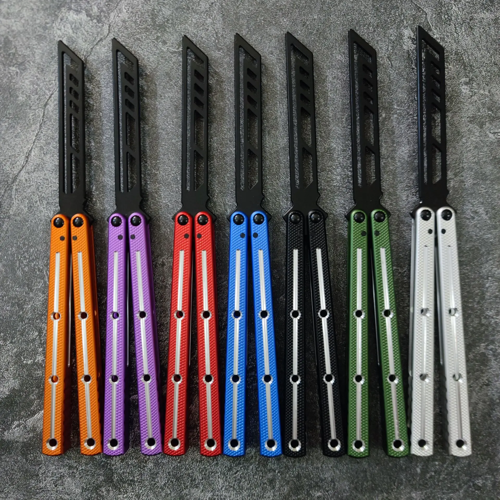 

Baliplus Kraken VI 6 Butterfly Trainer Training Blade Knife Channel Aluminum Handle Bushings Free-swinging Jilt EDC tool Knife