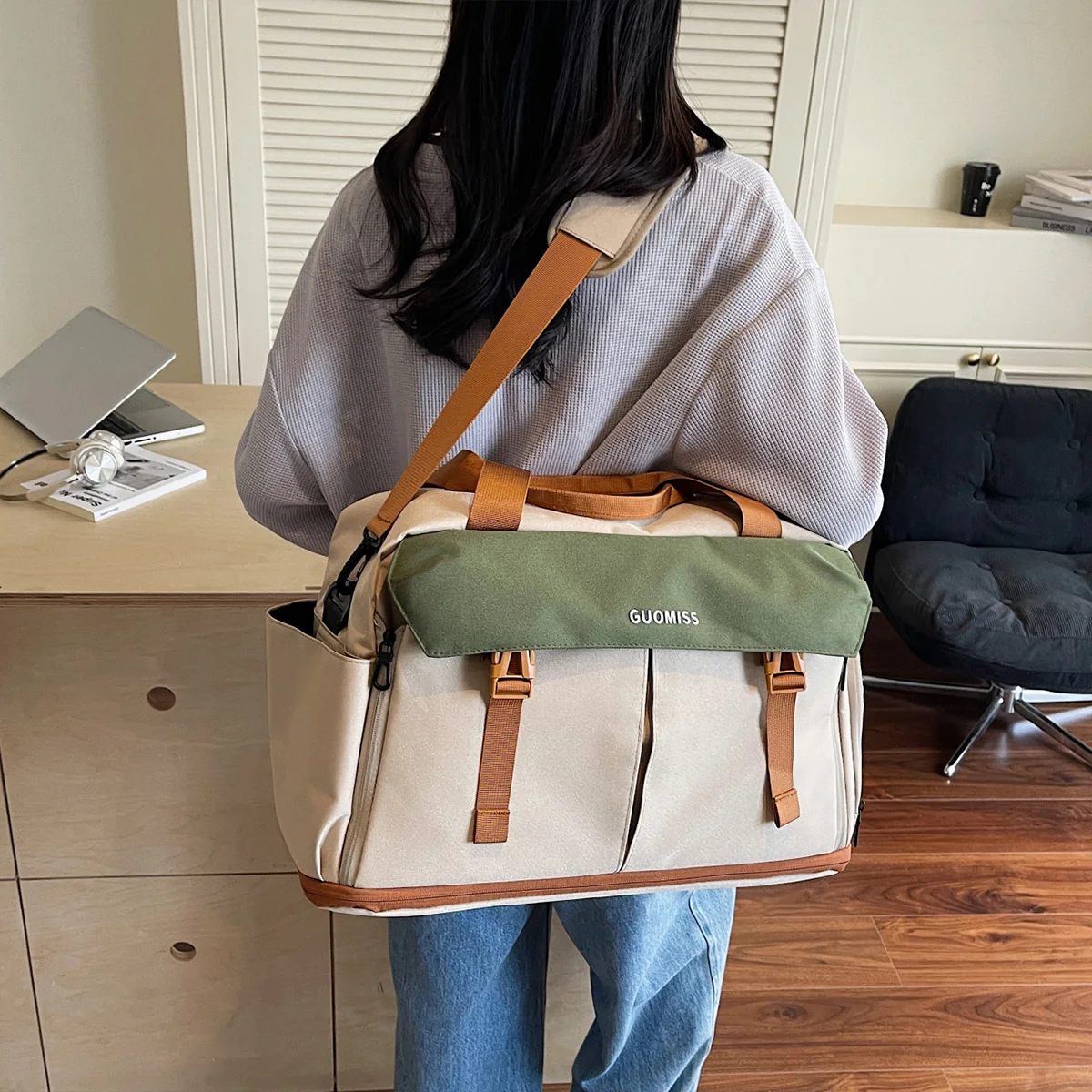 Short-Distance Fitness Bag for Men, Wet and Dry Separation Shoulder Bag, Cross-Body Multi-Functional Travel Bag, Women's Training Swimming Bag, Large Capacity