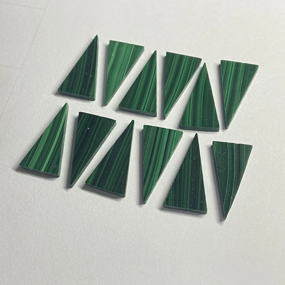 50 Pieces 1 Bag 22x11.5x2mm Big Triangle Slice Flat Natural Green Malachite Gemstone
