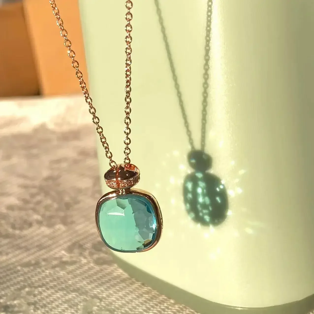 Classic Nudo Pendant Necklace for Women Light Blue Topaz Pendant Candy Color Perfume Bottle Shape Elegant Fashion Jewelry