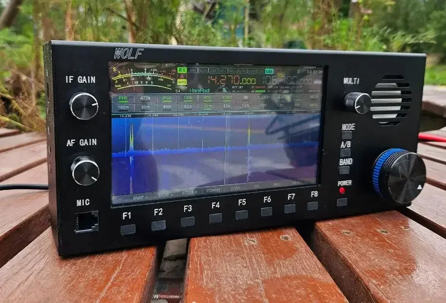 WF100D100W0750MHzHFVHFUHFWolfAllModeDDCDUCTransceiver